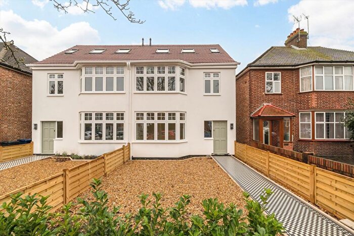 4 Bedroom Property To Rent In Lexden Road, Chiswick, W3