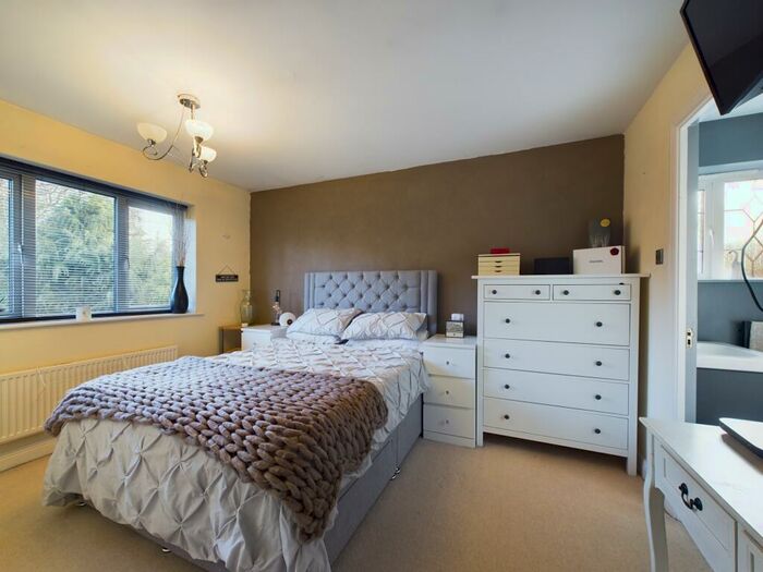 4 Bedroom Detached House For Sale In Porters Lane, Oakwood, Derby, Derbyshire, DE21