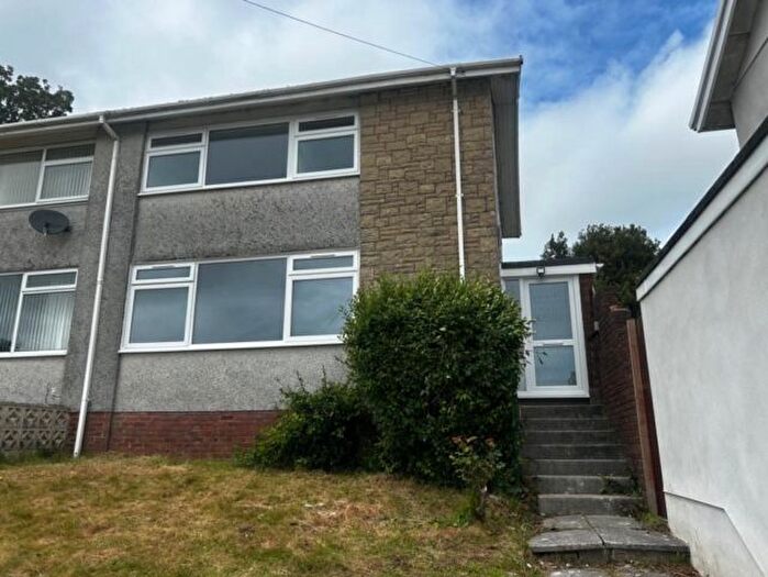 3 Bedroom Semi Detached House To Rent In Blaen Nant, Swiss Valley, Llanelli, SA14