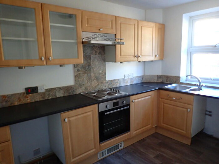 1 Bedroom Flat To Rent In Beck Lane, Brampton, CA8