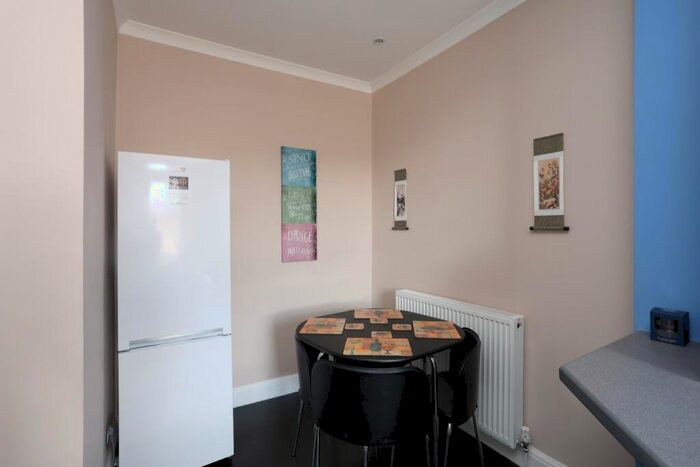 1 Bedroom Flat For Sale In High Street, Kirkcaldy, KY1
