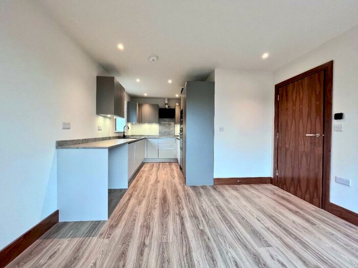 2 Bedroom Apartment To Rent In Penthouse Apartment, Crimicar Lane, Sheffield, S10