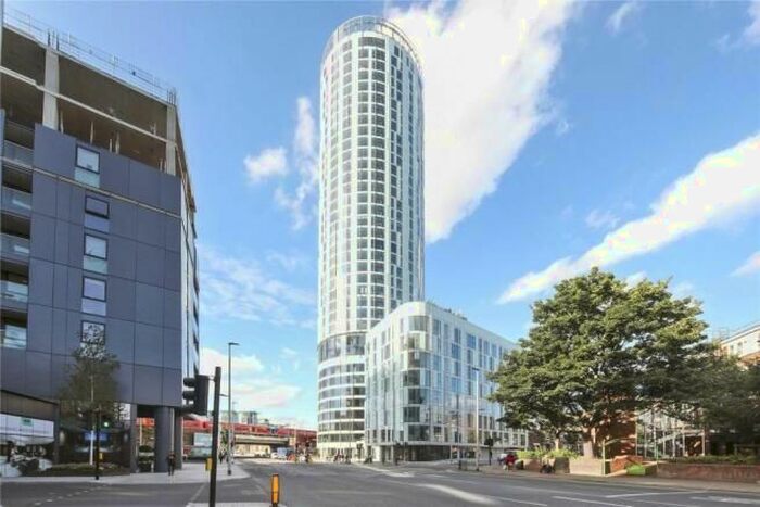 1 Bedroom Flat To Rent In Sky Gardens, Nine Elms, SW8