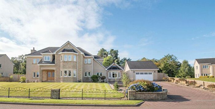 4 Bedroom Detached House For Sale In Dollarbeg Park, Dollar, FK14