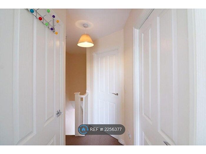 4 Bedroom Semi-Detached House To Rent In Celia Street, Manchester, M8