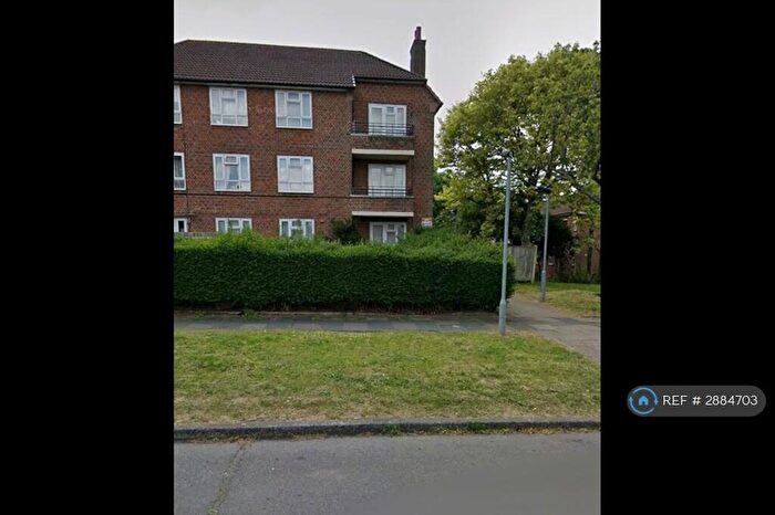 1 Bedroom Flat To Rent In Swiftsden Way, Bromley, BR1