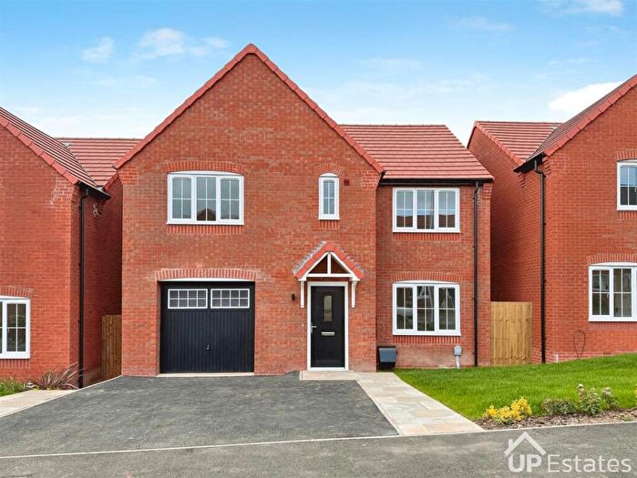 5 Bedroom Detached House To Rent In Caeser Drive, Off Higham Lane, Nuneaton, CV11