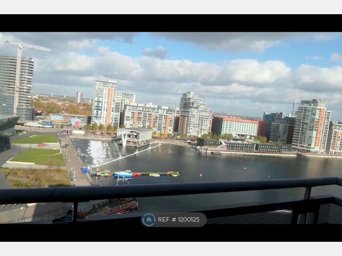 2 Bedroom Flat To Rent In Western Beach Apartments, London E16