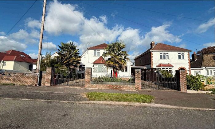 5 Bedroom Detached House For Sale In Westmead Road, Chichester, PO19