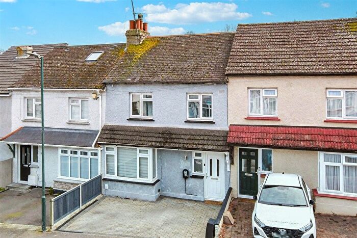 3 Bedroom Terraced House For Sale In Horsted Avenue, Chatham, Kent, ME4