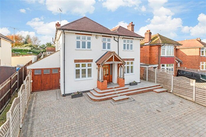 5 Bedroom Detached House For Sale In Chalk Road, Higham, Rochester, Kent, ME3