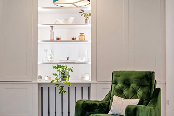 4 Bedroom Detached House For Sale In Nightingale Avenue, Ottershaw, Surrey, KT16