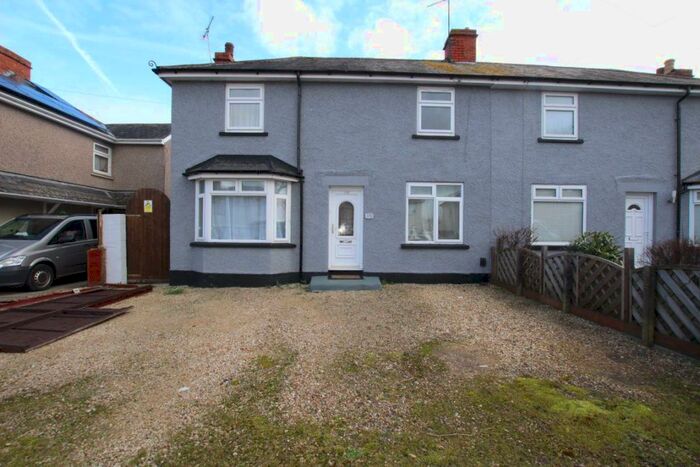 3 Bedroom House To Rent In Pinehurst Road, Swindon, SN2