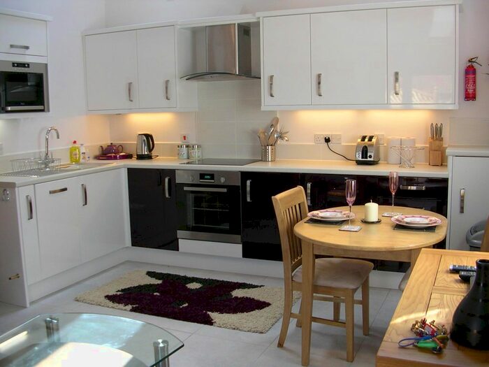 1 Bedroom Barn Conversion To Rent In Clyffe Pypard, Swindon, SN4