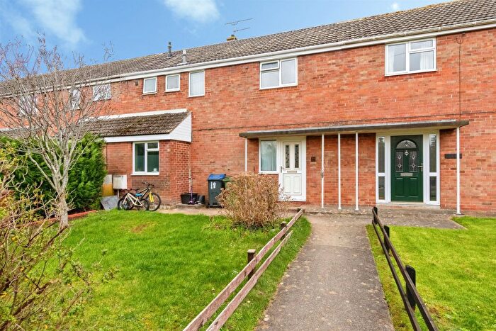 3 Bedroom Terraced House For Sale In Pinewood Way, North Colerne, Chippenham, SN14