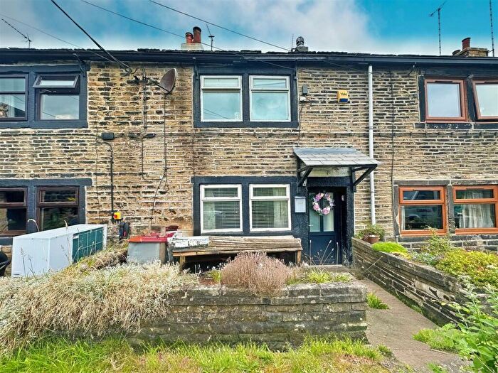 3 Bedroom Terraced House For Sale In Cross Wells Road, Ripponden, Sowerby Bridge, HX6
