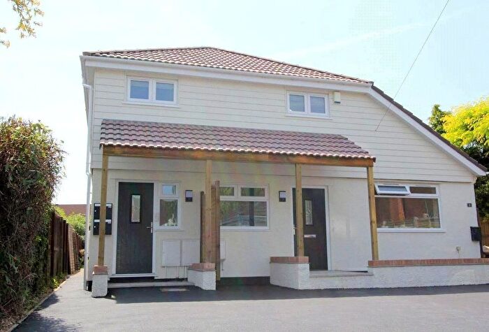2 Bedroom Flat To Rent In Church Lane, Downend, Bristol, BS16
