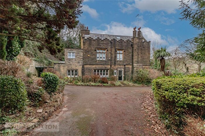 5 Bedroom Semi-Detached House For Sale In John Naylor Lane, Luddendenfoot, Halifax, West Yorkshire, HX2