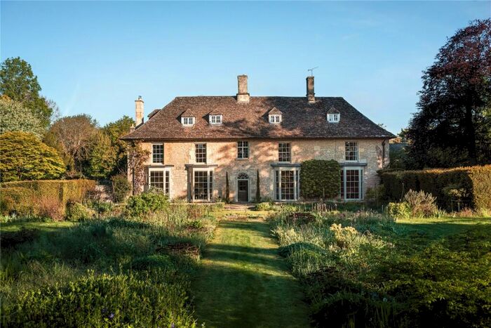 12 Bedroom Detached House For Sale In High Street, Kempsford, Fairford, Gloucestershire, GL7