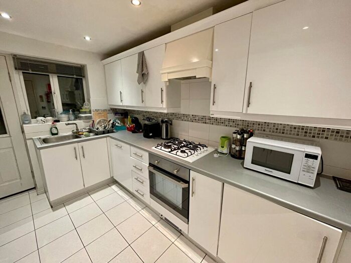 1 Bedroom House To Rent In Tailors Row, Norwich, NR3