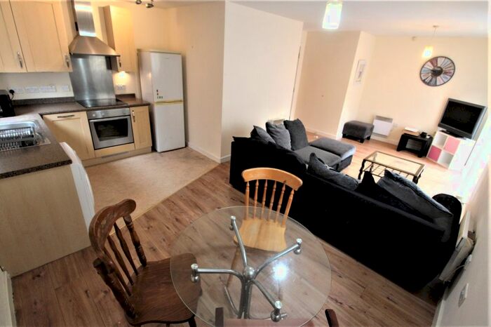 2 Bedroom Flat To Rent In Greyfriars Road, Coventry, CV1