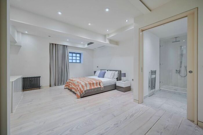 3 Bedroom Flat To Rent In Regent Lofts And Penthouses, Soho, London, W1F