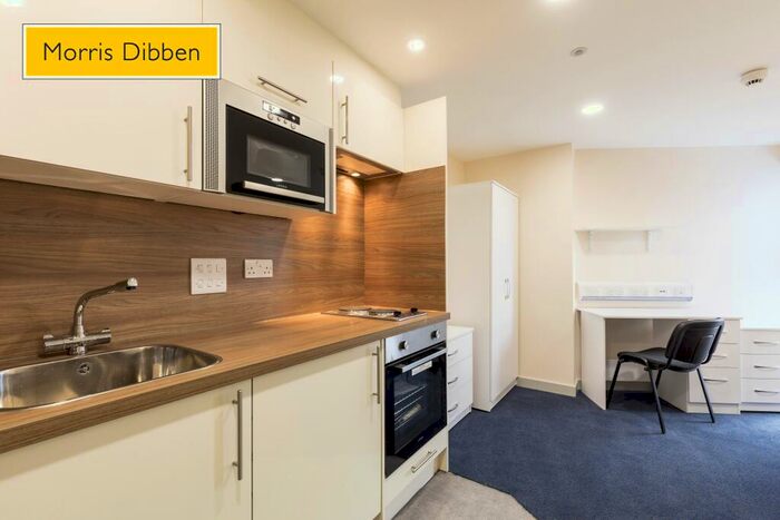 Studio To Rent In Fawcett Road, Southsea, PO4