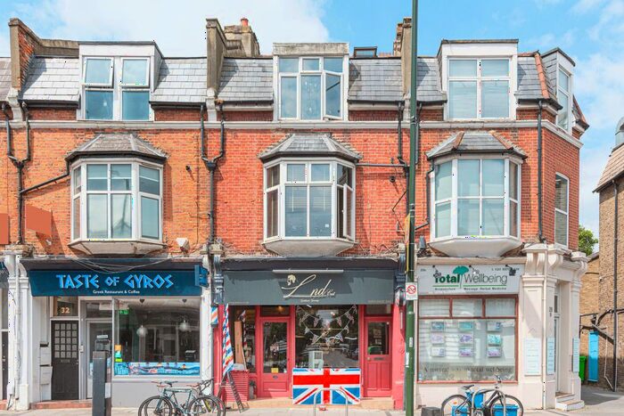 1 Bedroom Flat To Rent In Sheen Lane, East Sheen, SW14