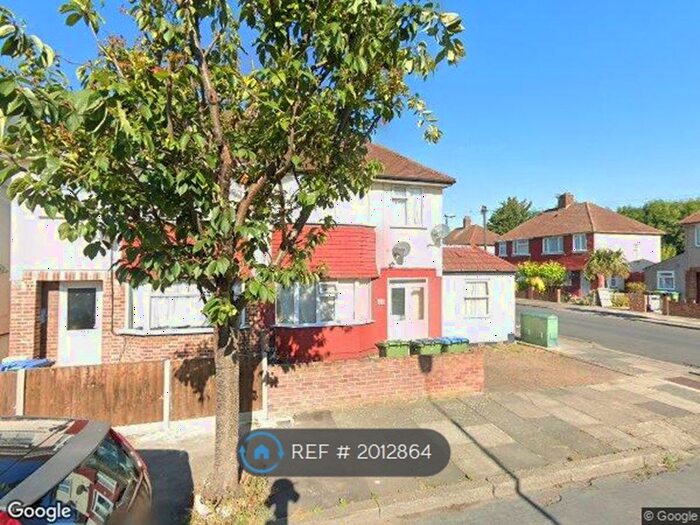 5 Bedroom Semi-Detached House To Rent In Woodhurst Road, London, SE2
