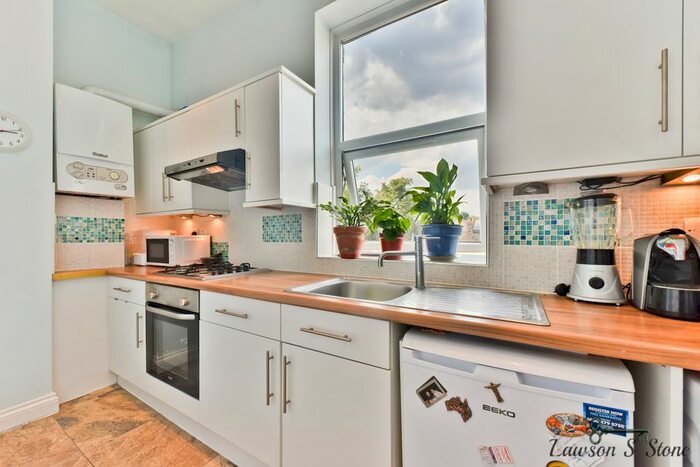 1 Bedroom Flat To Rent In Waldram Park Road, London, SE23