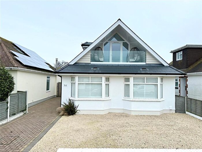 5 Bedroom Chalet For Sale In Minterne Road, Mudeford, Christchurch, BH23