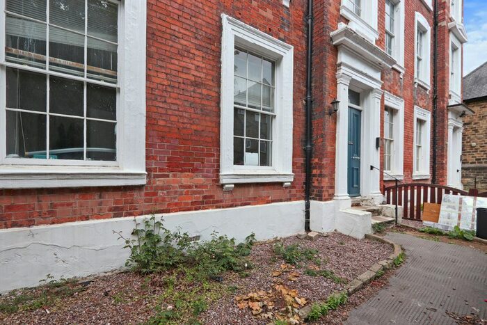 1 Bedroom Flat To Rent In Ashgate Road, Sheffield, South Yorkshire, S10