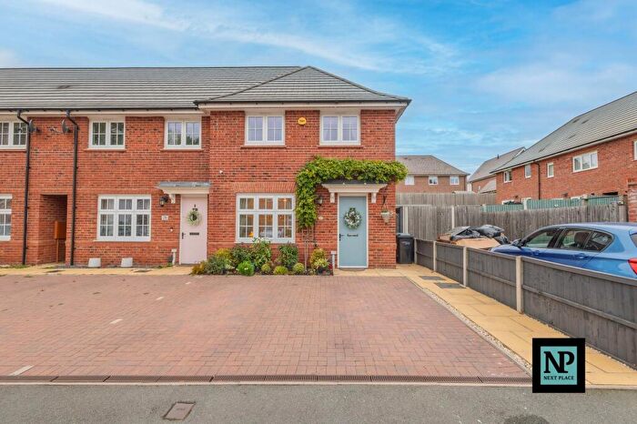 3 Bedroom End Of Terrace House For Sale In Cheddleton Close, Amington, B77