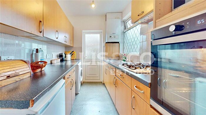 3 Bedroom End Of Terrace House For Sale In Park View, Wembley, HA9