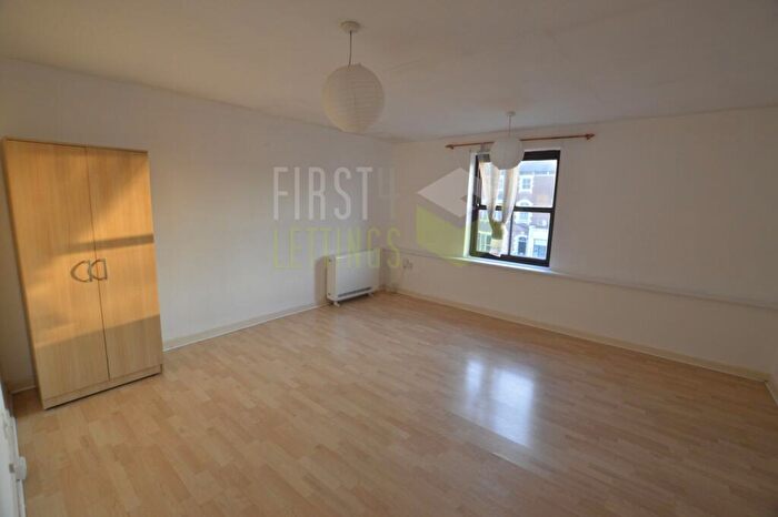 Studio To Rent In Prebend Street, City Centre, LE2