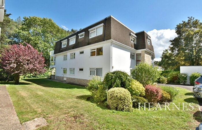3 Bedroom Flat For Sale In Dudsbury Avenue, Ferndown, BH22
