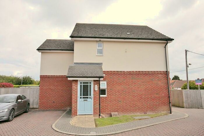 2 Bedroom Apartment To Rent In Prior Court, Didcot, OX11