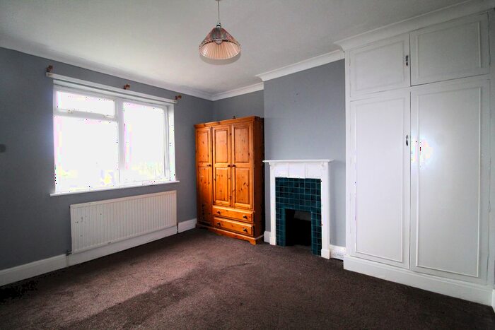 3 Bedroom Semi-Detached House To Rent In Spring Grove Crescent, Hounslow, TW3