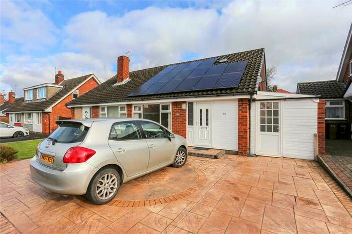 2 Bedroom Semi-Detached Bungalow To Rent In Oakland Avenue, Stockport, Greater Manchester, SK2