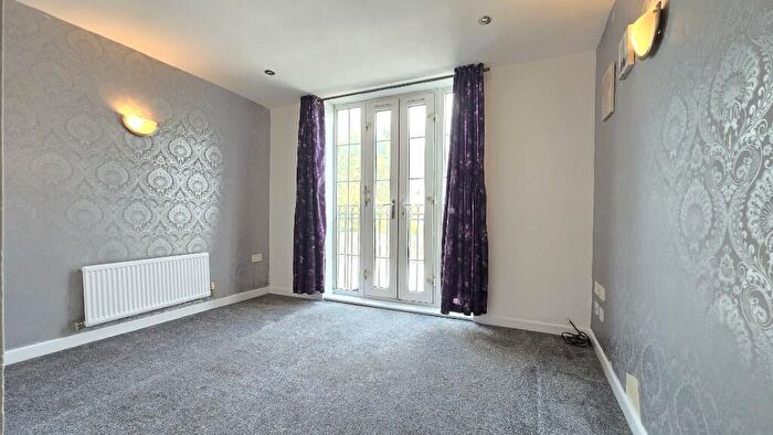 2 Bedroom Flat To Rent In Bawtry Road, Doncaster, South Yorkshire, DN4
