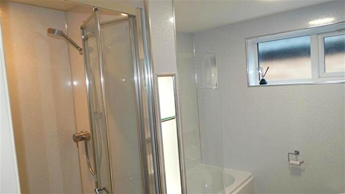 2 Bedroom Bungalow To Rent In Green Lane, Peterborough, PE7