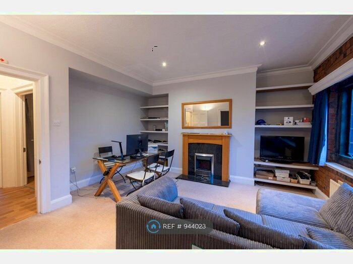 1 Bedroom Flat To Rent In North Hill Road, Leeds, LS6