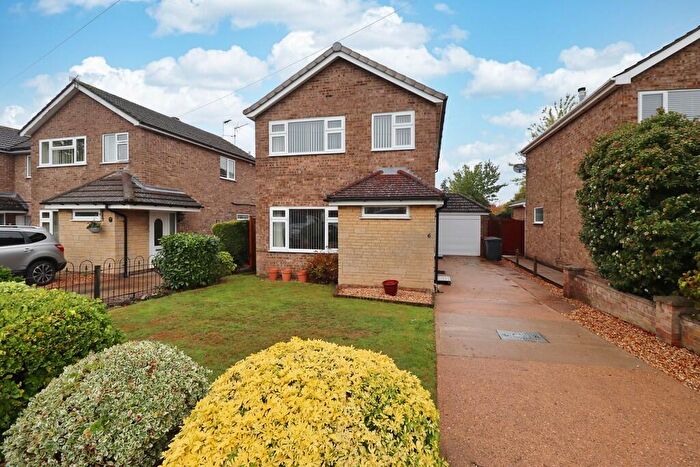 3 Bedroom Detached House For Sale In Manor Leas Close, Lincoln, LN6