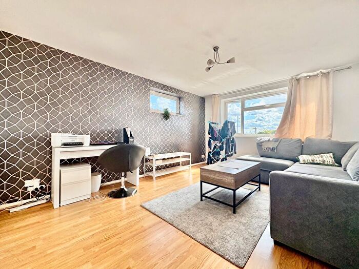 2 Bedroom Apartment To Rent In Gauldie Way, Standon, Ware, SG11