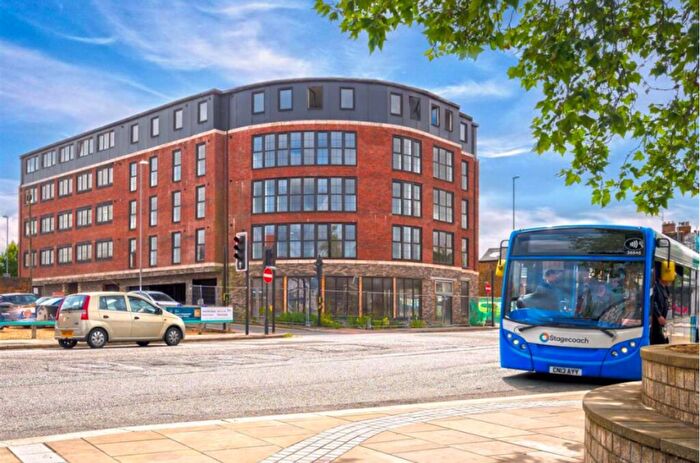 1 Bedroom Apartment To Rent In Queen Street, Kettering, NN16