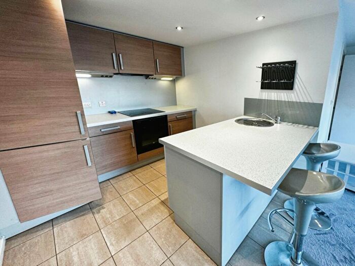 1 Bedroom Flat To Rent In Trinity One, East Street, Leeds, West Yorkshire, LS9