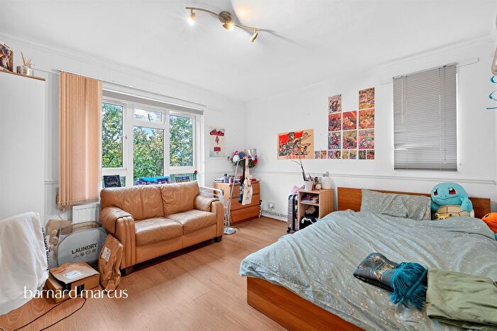 3 Bedroom Flat For Sale In City Road, London, EC1V
