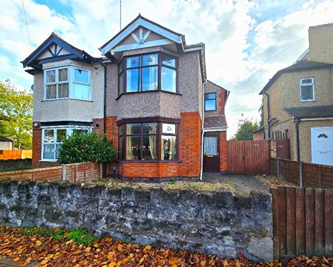 3 Bedroom Semi-Detached House For Sale In Binley Road, Stoke, CV3