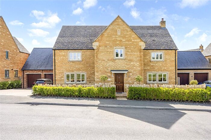 6 Bedroom Detached House For Sale In Olimpick Drive, Chipping Campden, Gloucestershire, GL55