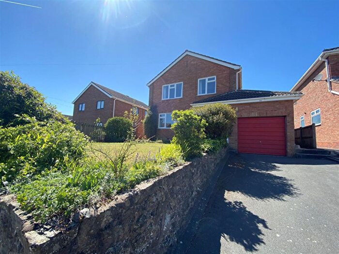 3 Bedroom Detached House For Sale In Lower Howsell Road, Malvern, WR14